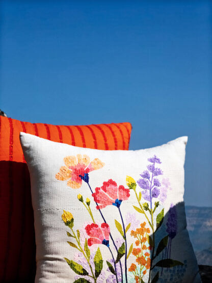 Calyz Aster Flower Cushion - Image 2